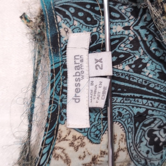 Dressbarn Blue Beige Animal Print Abstract Raw Hem Blouse Size 2x - Picture 2 of 6